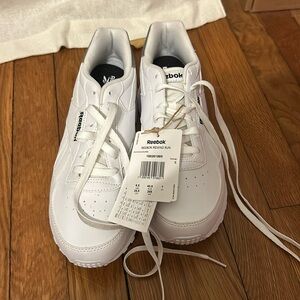 NWT Reebok sneakerss